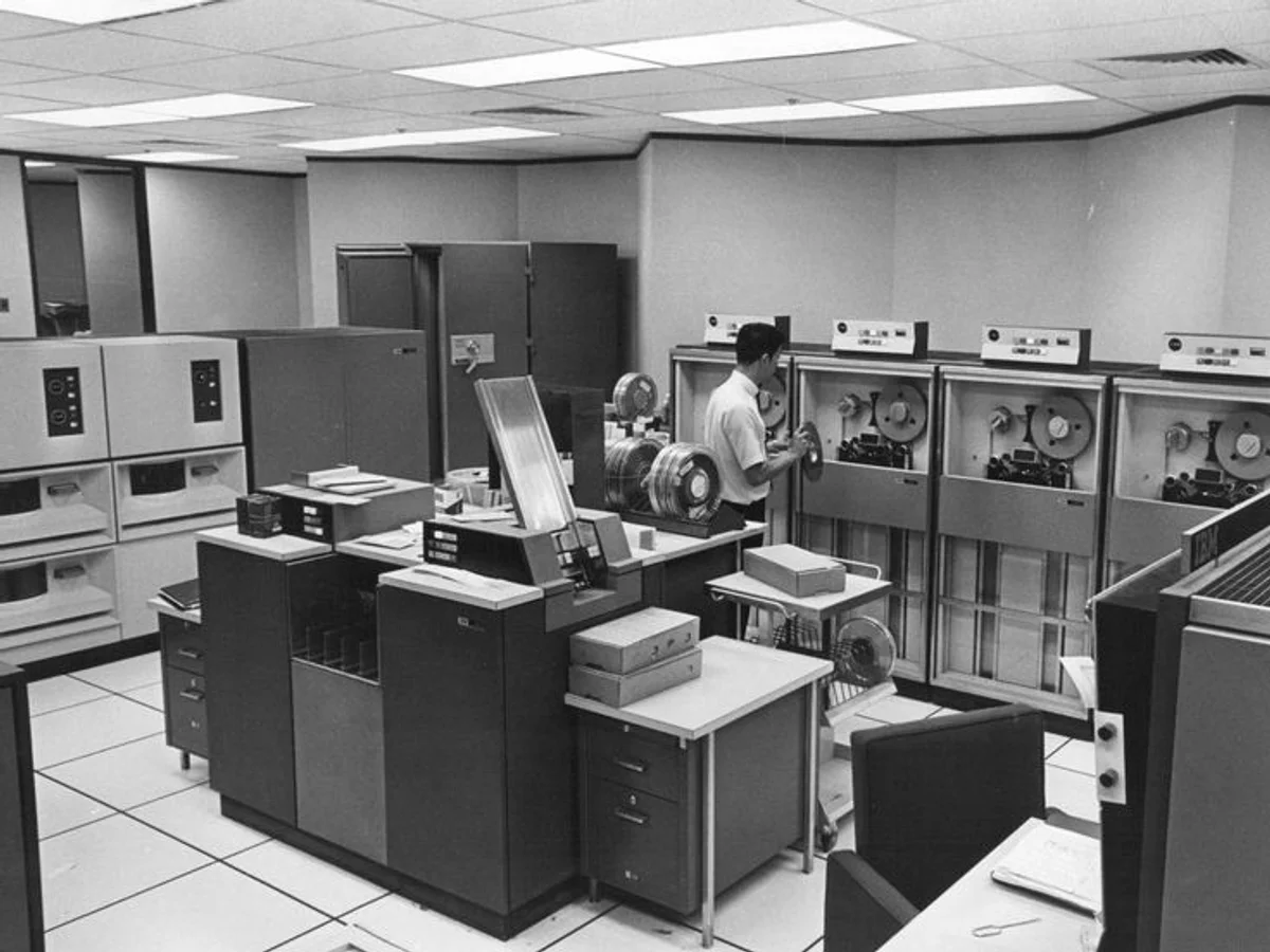 vintage arpanet computer lab 1969