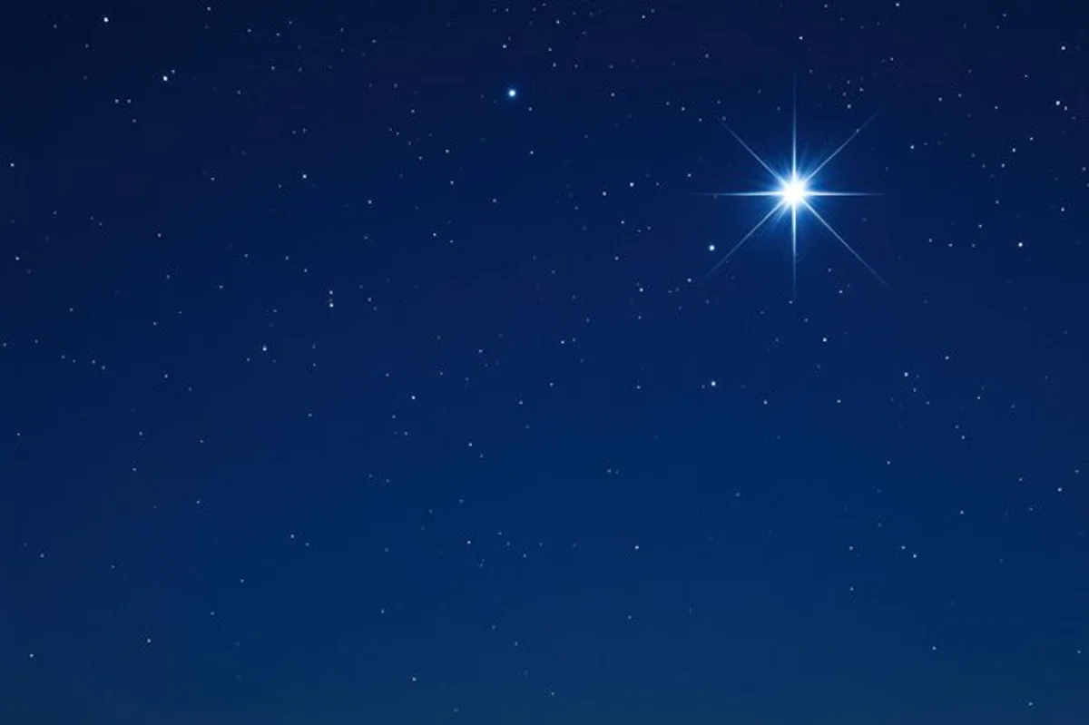 milky way night sky bright and dim stars