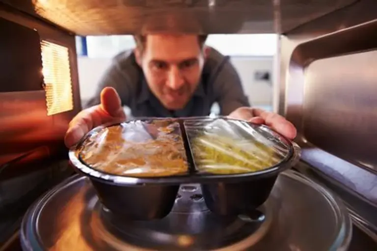 excess salt in ready meals Germany unhealthy lifestyle