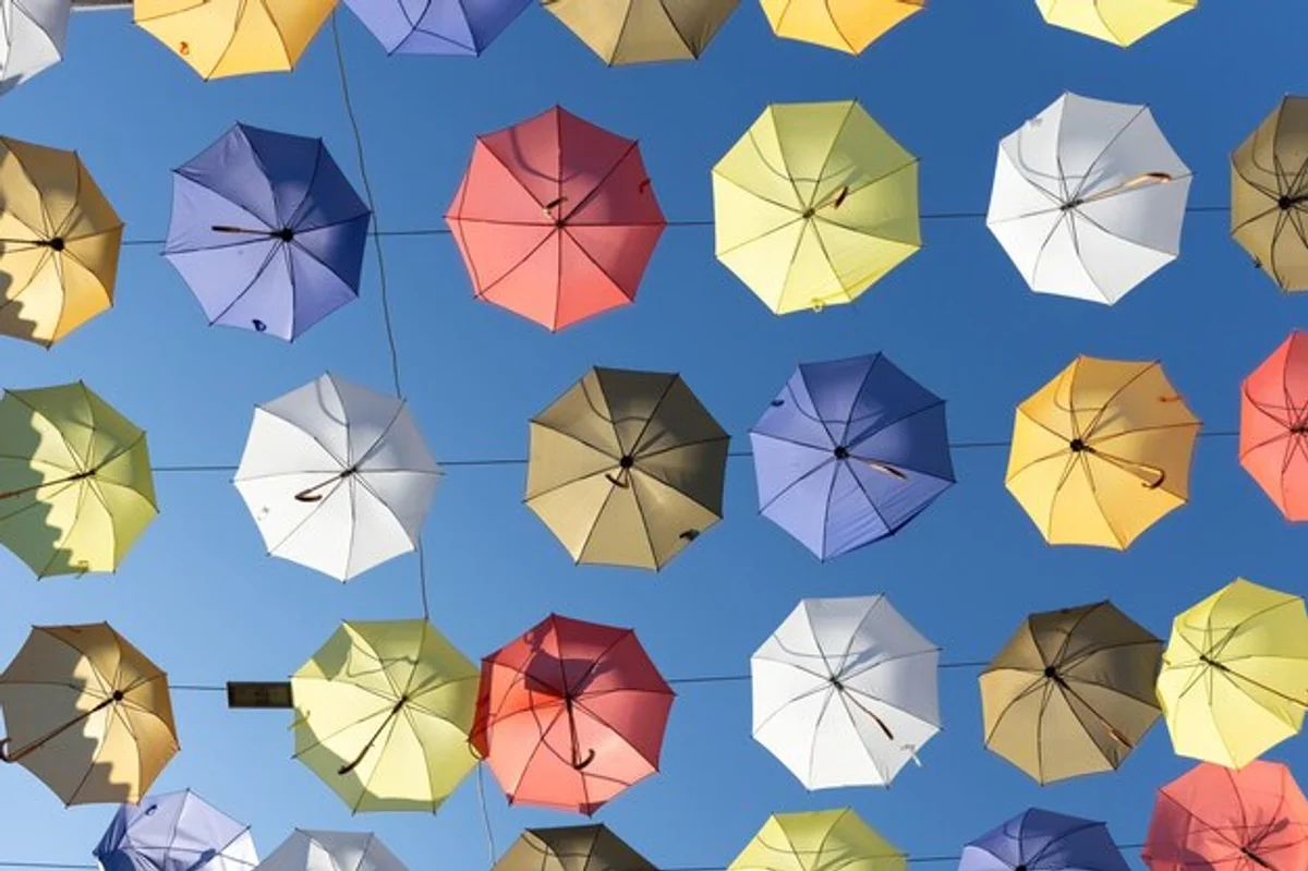 Japanese umbrella sun protection street minimalism