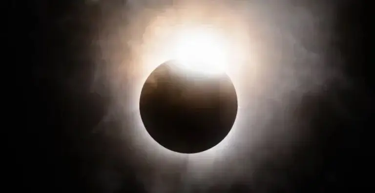 Das längste Sonnenfinsternisereignis des Jahrhunderts: Ein Blick in die Zukunft