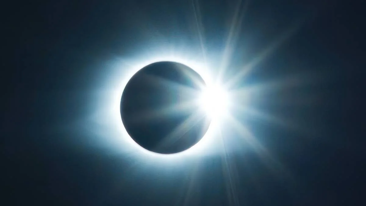 Die Dunkelheit mittags: So wird die totale Sonnenfinsternis 2027 einzigartig