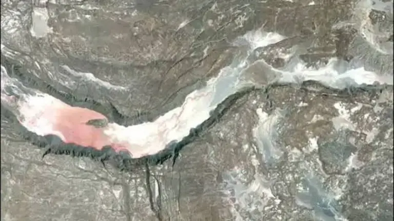 National Geographic bestätigt: Gigantischer Riss durchquert 13 Länder in Afrika und schafft einen neuen Ozean