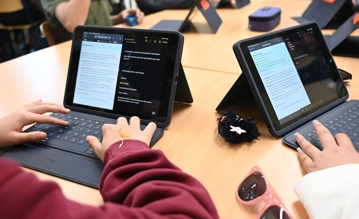 Wie Bayern mit Chatbot "Telli" KI für alle Schulen zugänglich macht